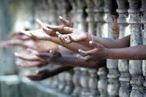 Rakyat menderita, buat apa ada negara