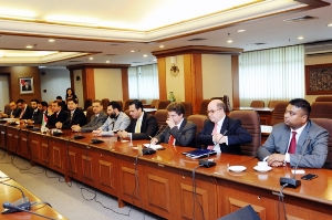 Pejabat dan CEO perusahaan swasta asal Dubai saat berkunjung ke Kemendag.