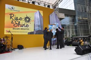 Suasana peresmian Gedung Kantor Pusat Sun Life di Jakarta pada hari ini (11/5/2015).