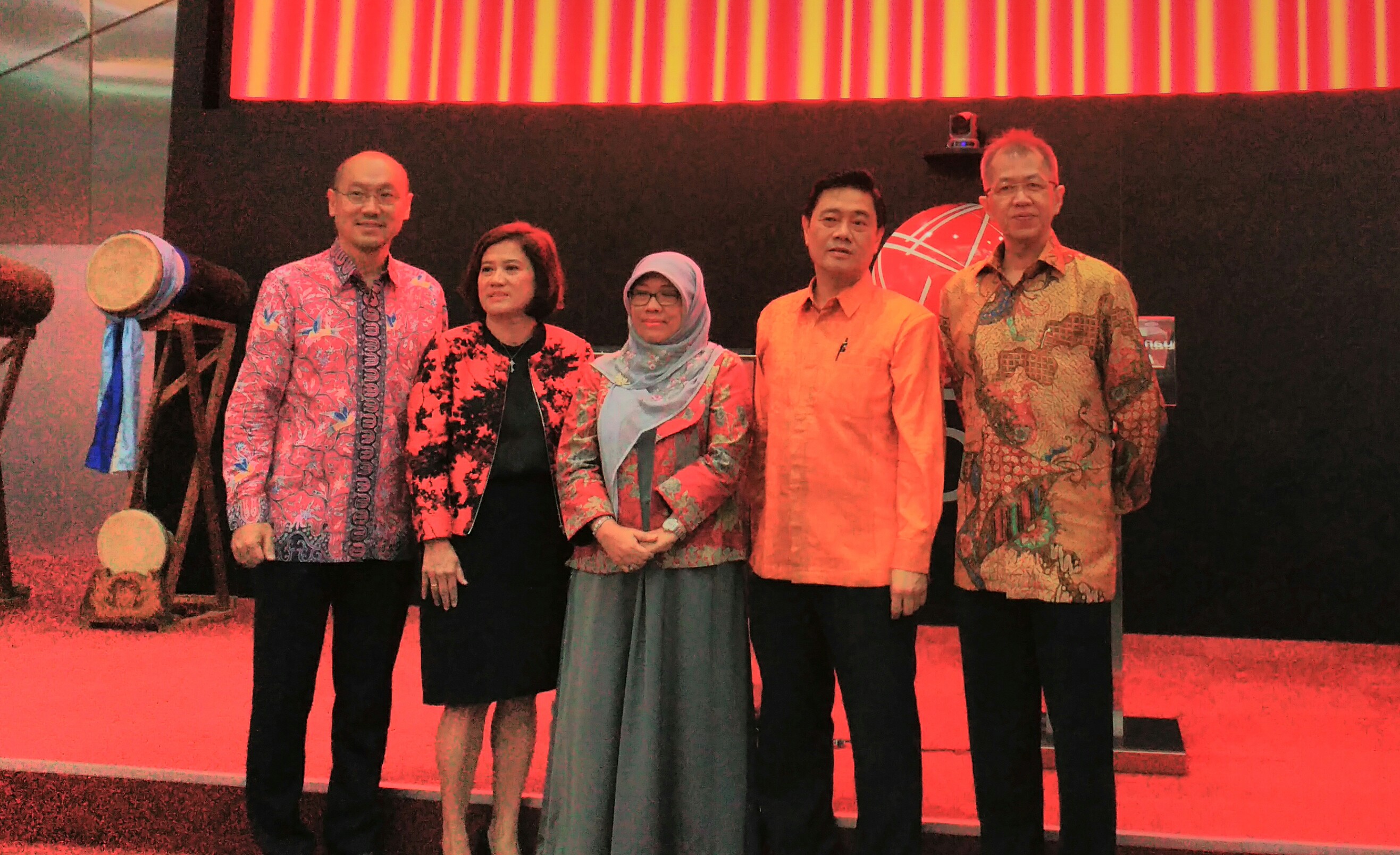 POEMS Syariah launching