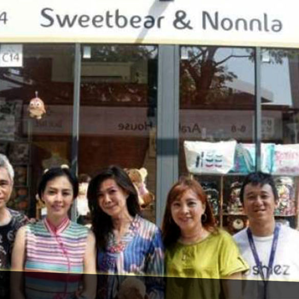 Launching cahslezz di Halal Park Bandara Soetta