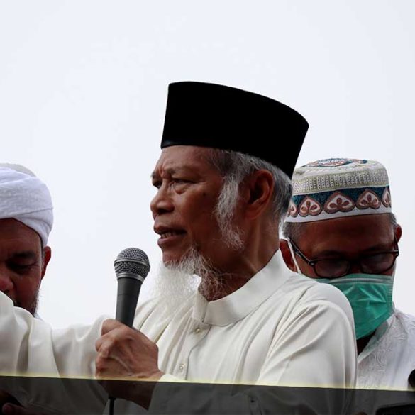 Abdullah Hehamahua dalam aksi di MK