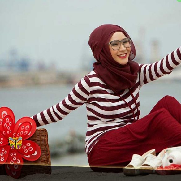 23 Contoh Model Baju Muslim Artis Masa Kini Kumpulan Model Baju via kumpulanmodelbajumuslim.blogspot.com