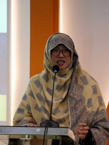 Rektor Institut Tazkia, Dr. Murniati Mukhlisin, M.Acc